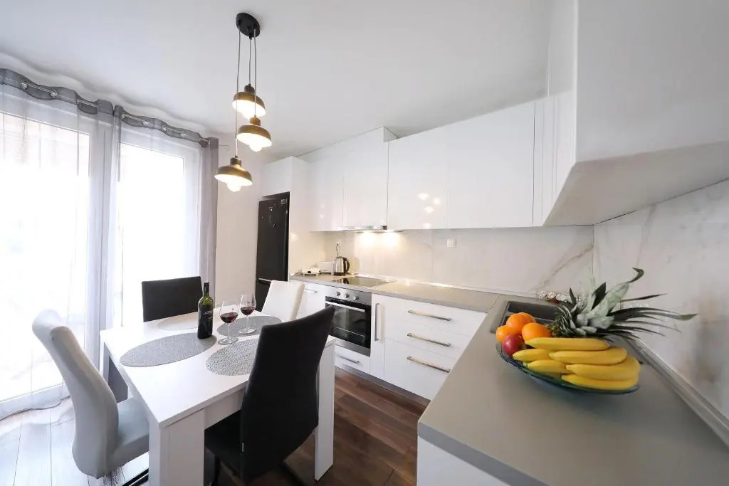 Apartment S