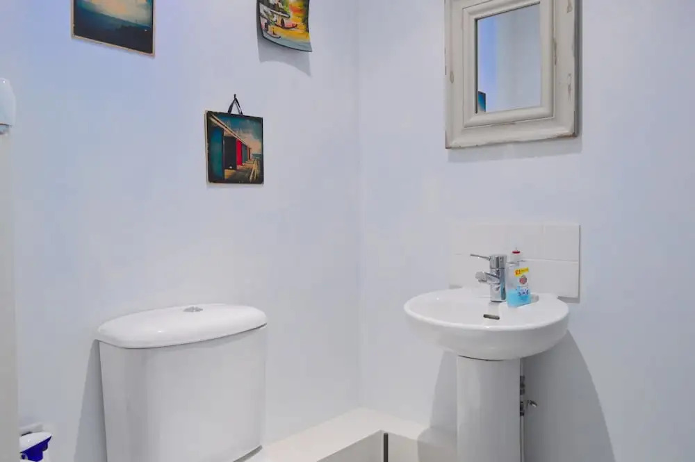 Amazing Quiet 1 Bedroom Flat with Charming Garden