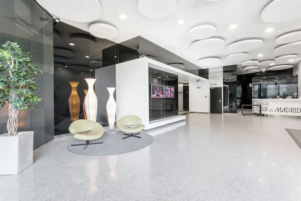 Luxury Apartment With Amazing Views of Madrid Plaza de Espa a II