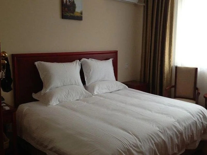 GreenTree Inn Shanghai Pudong Airport Huaxia East Road Express Hotel