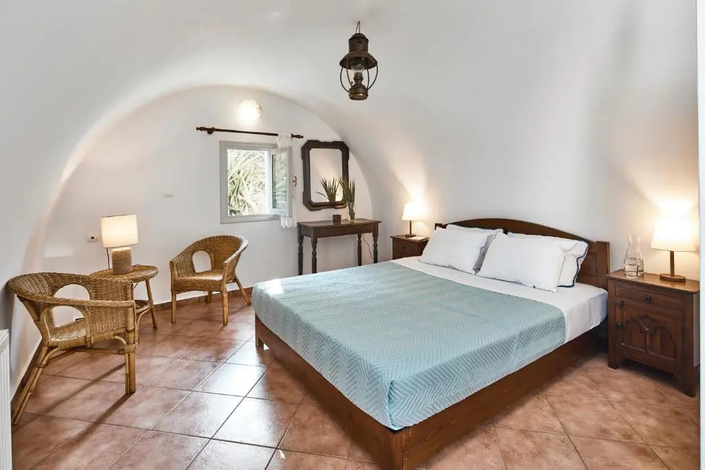 Admirals House Santorini
