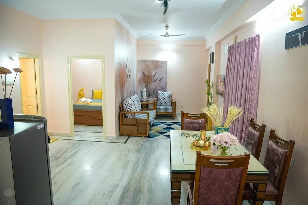 Yellow Bells Serviced Apartments Gachibowli