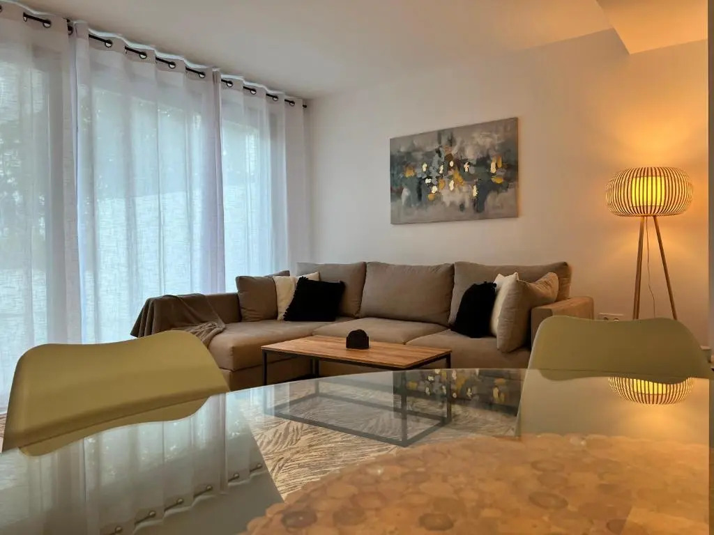 New 3 bed townhouse Estepona beachside