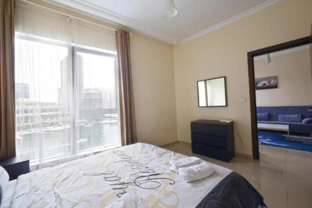 Апартаменты 1BR Dubai Marina View 7 Min from Beach