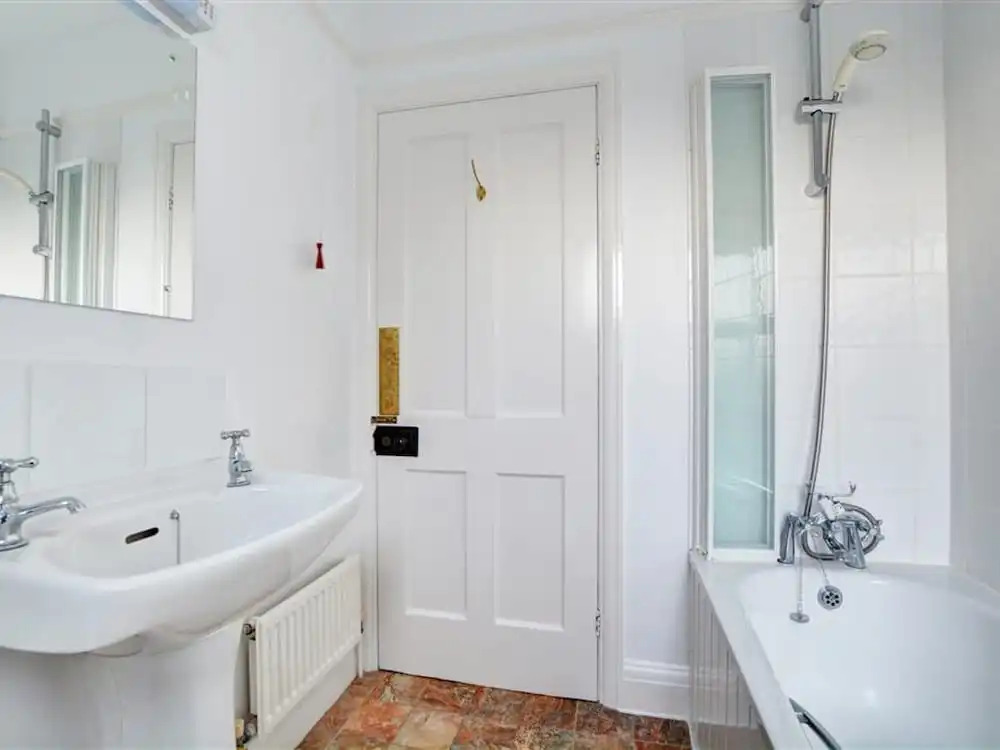 Cozy Holiday Home With Fireplace at Saint Merryn Cornwall