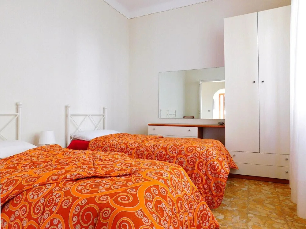 Villa Unifamiliare con Posto Auto