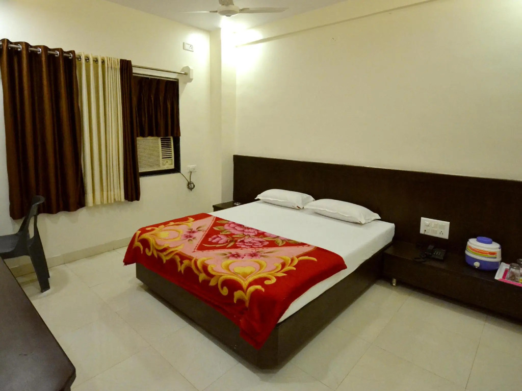 Hotel Bandhan