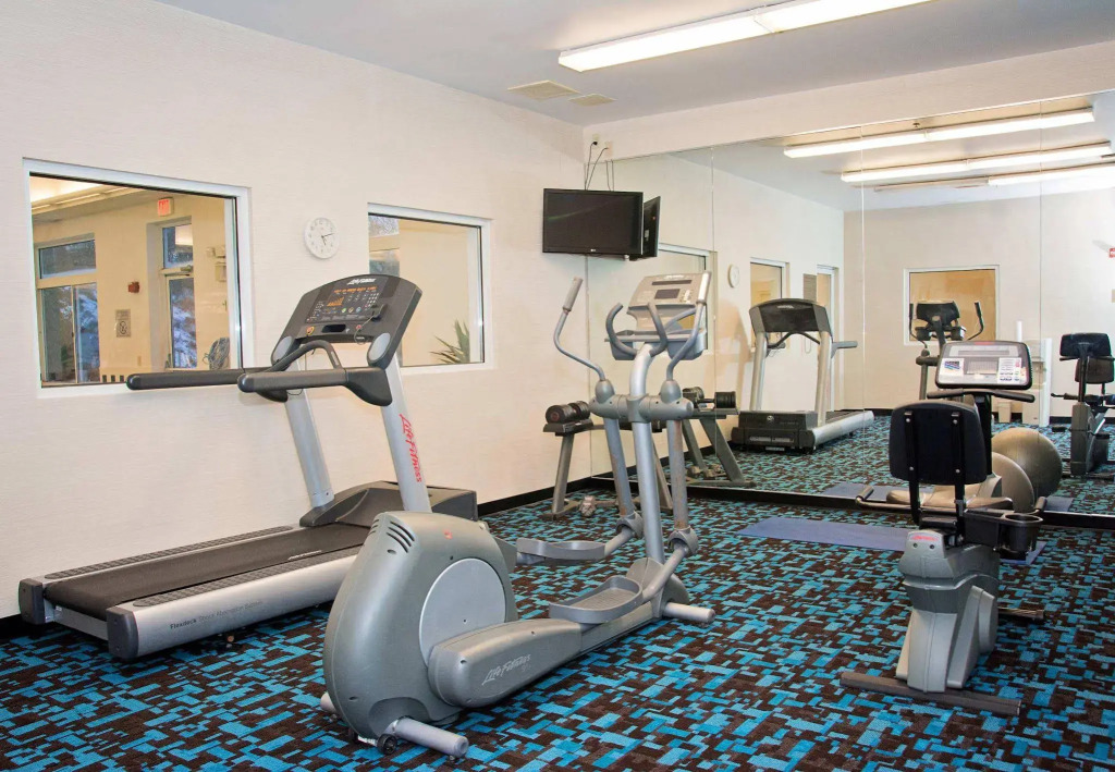 Fairfield Inn & Suites Butler
