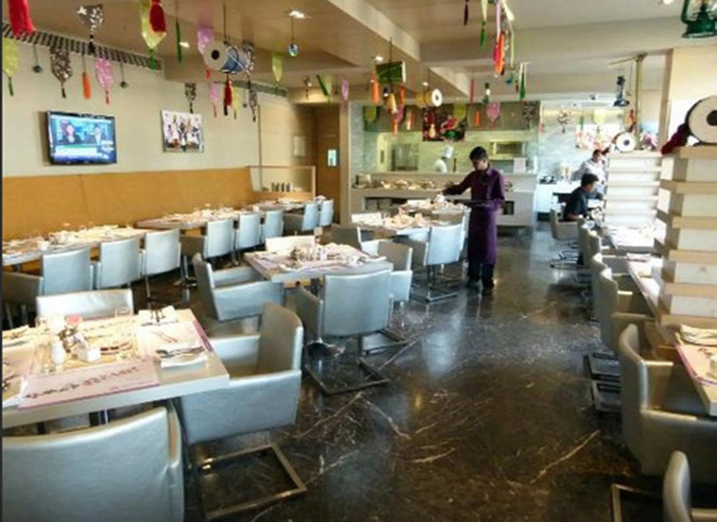 Royal Orchid Central Vadodara