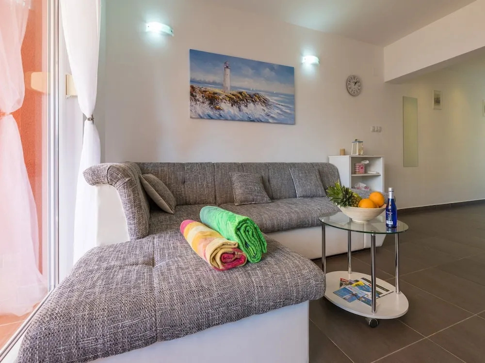Apartments Tropez
