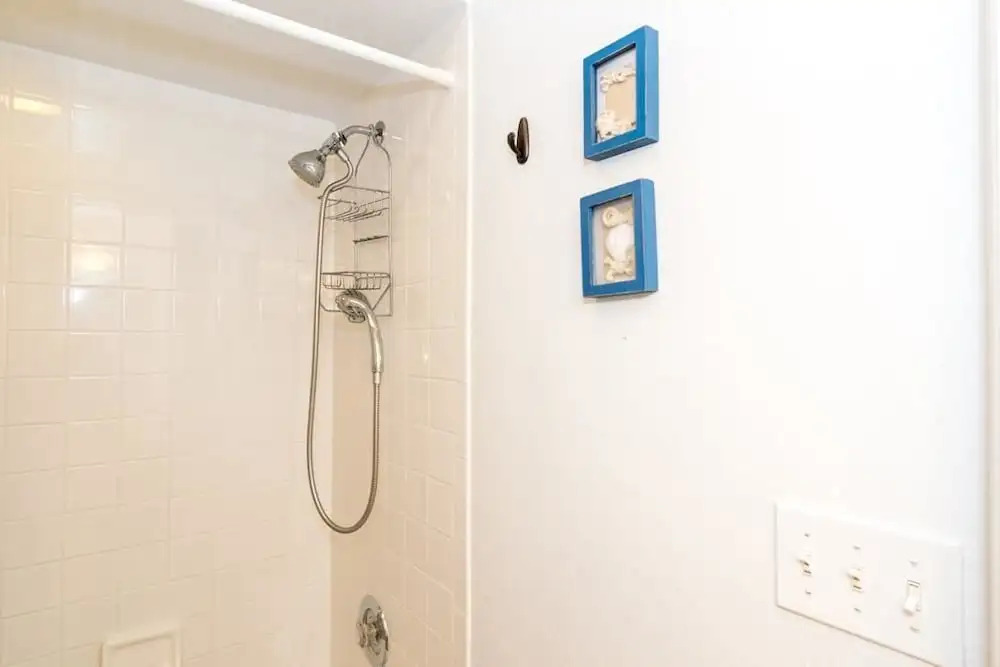 Cove at Sandy Pointe Unit 208a