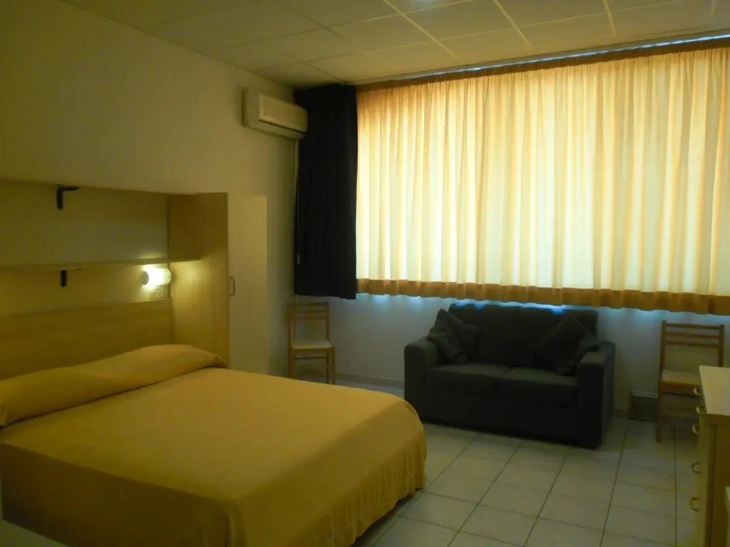 Polena Residence Hotel