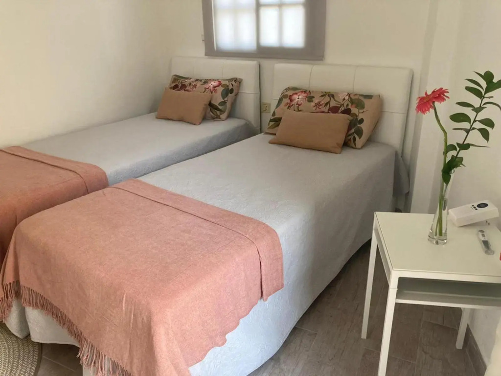 Apartamentos Eva y Lola