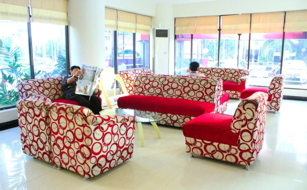 ZEN Rooms Sam Ratulangi