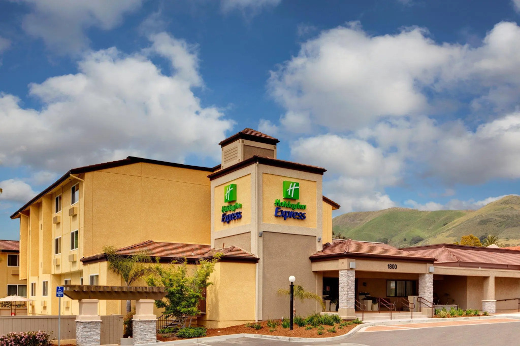 The Wayfarer San Luis Obispo, Tapestry Collection by Hilton