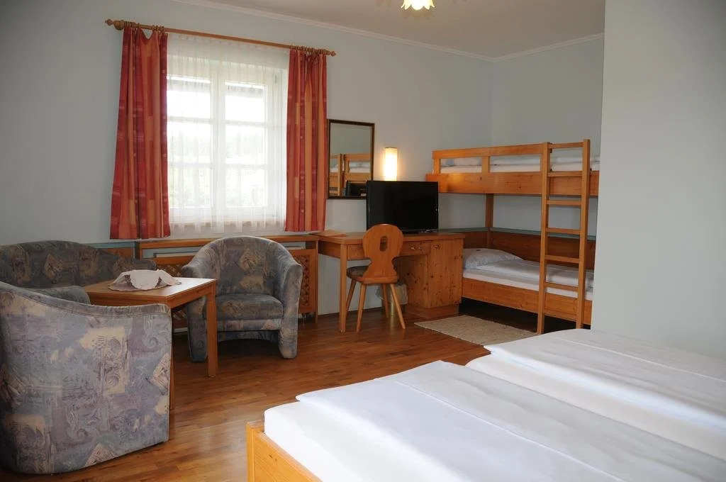 Familienhotel und Reiterparadies Ponyhof