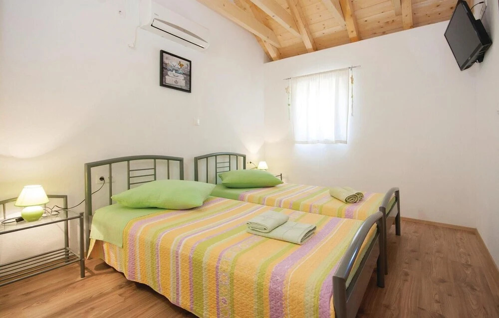 Holiday Home Lozovac With Outdoor Swimming Pool 441