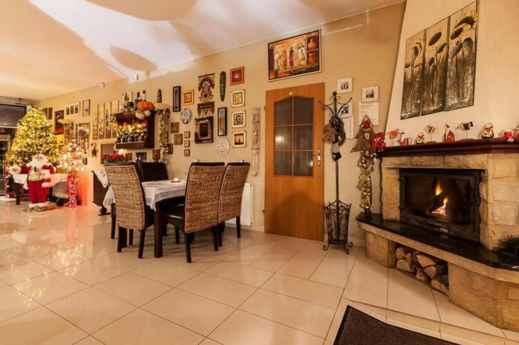 Comfortable 2-bedroom holiday apartment, pool, close to the beach, Rewal