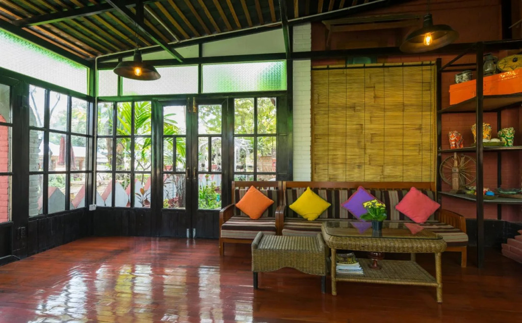 Bagan Hmwe Hotel