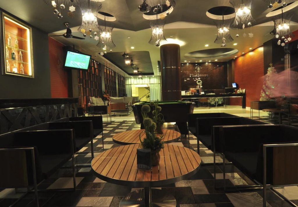 Platinum Hotel and Apartments