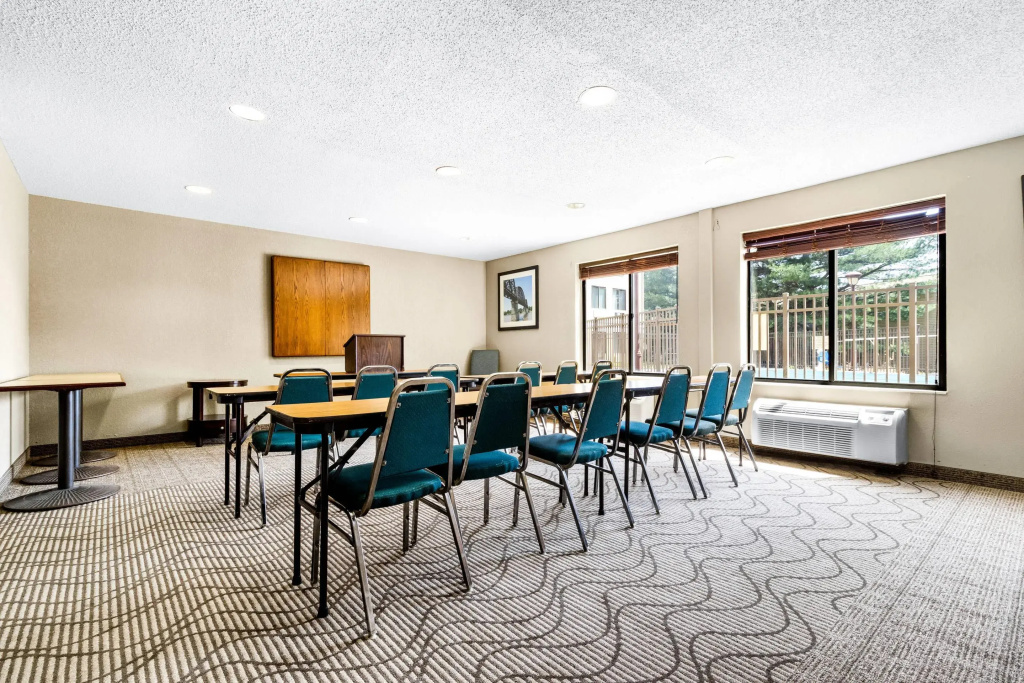 Comfort Inn Evansville East
