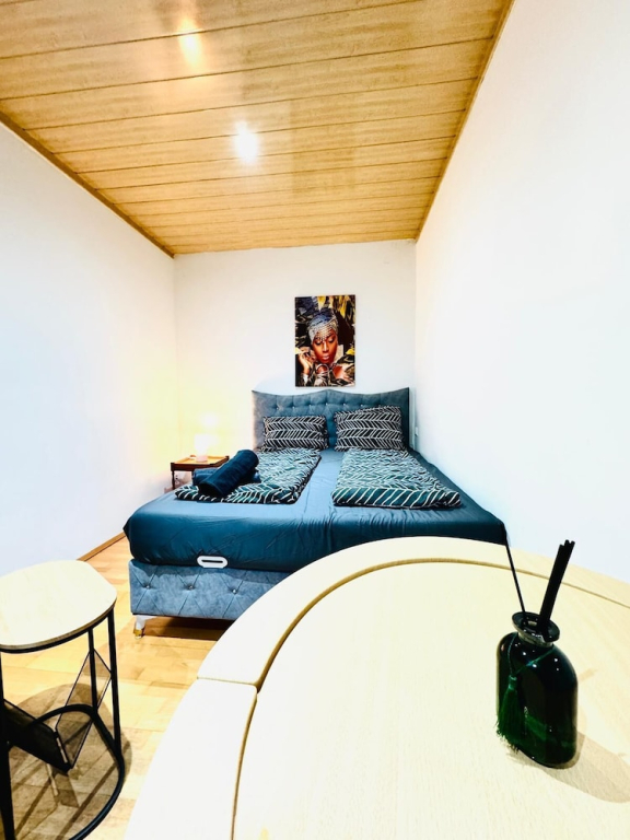 4BR Stay for up to 12 Near to FAC Platz