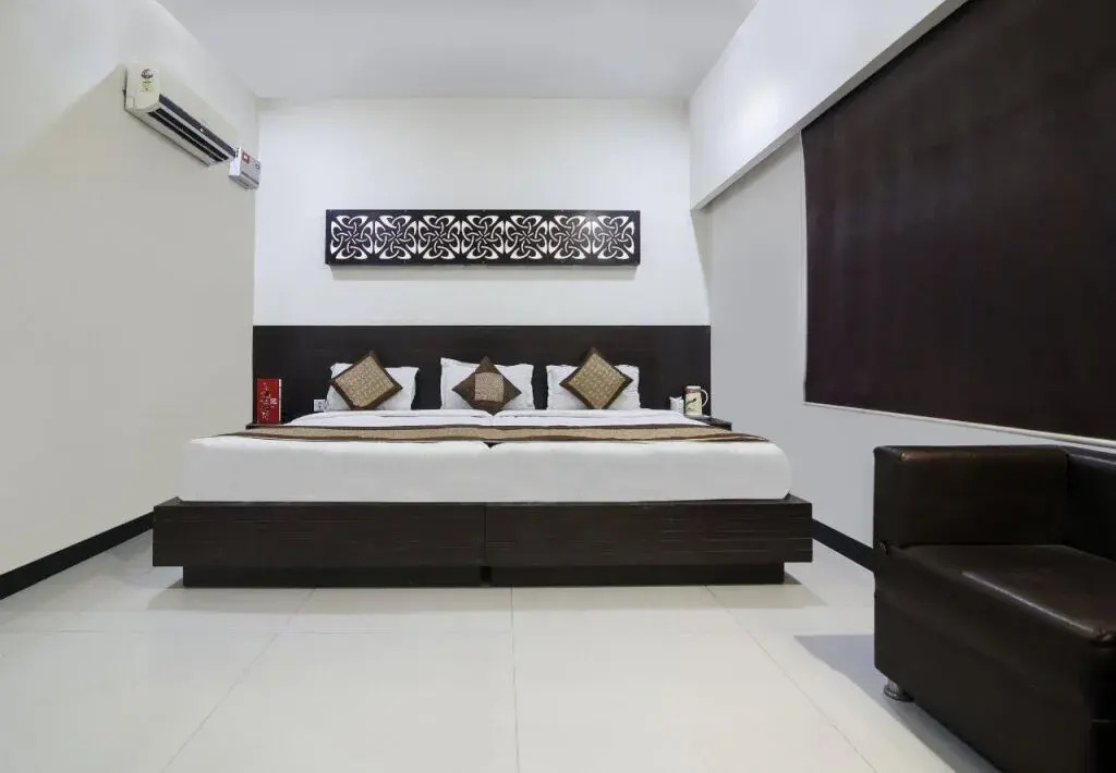 Hotel Avalon Taj by OYO Rooms