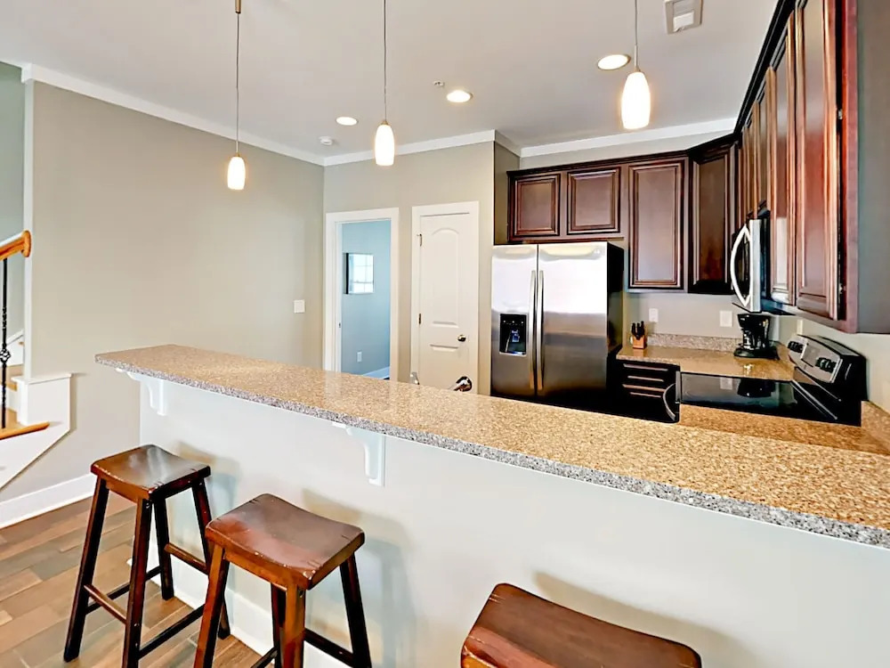 2724 Kashton Dr Home 4 Bedrooms 2.5 Bathrooms Home