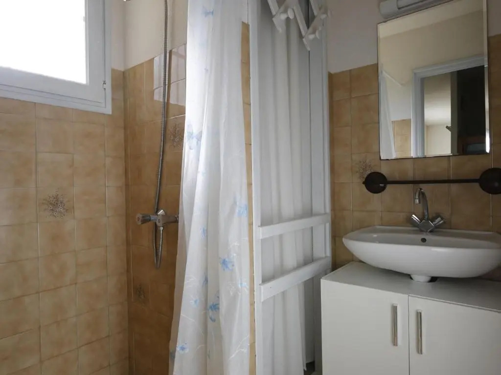 Maison T2 cabine à Biscarrosse Plage, proche des commerces et de la mer - FR-1-521-90
