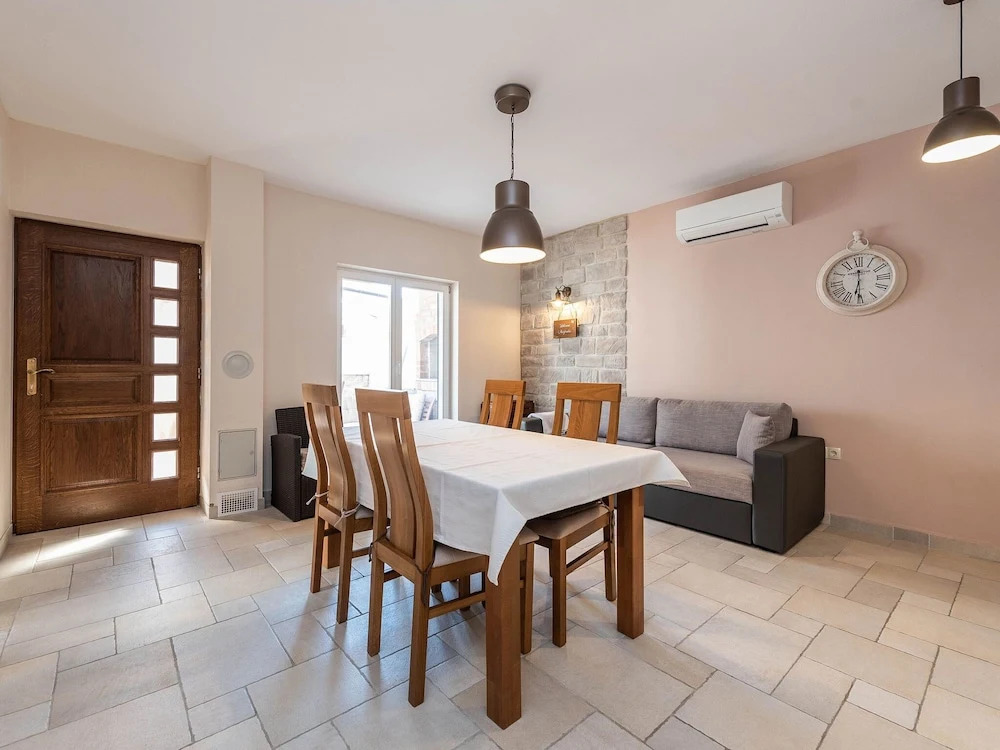 Private Holiday Home in Petrcane by the Sea