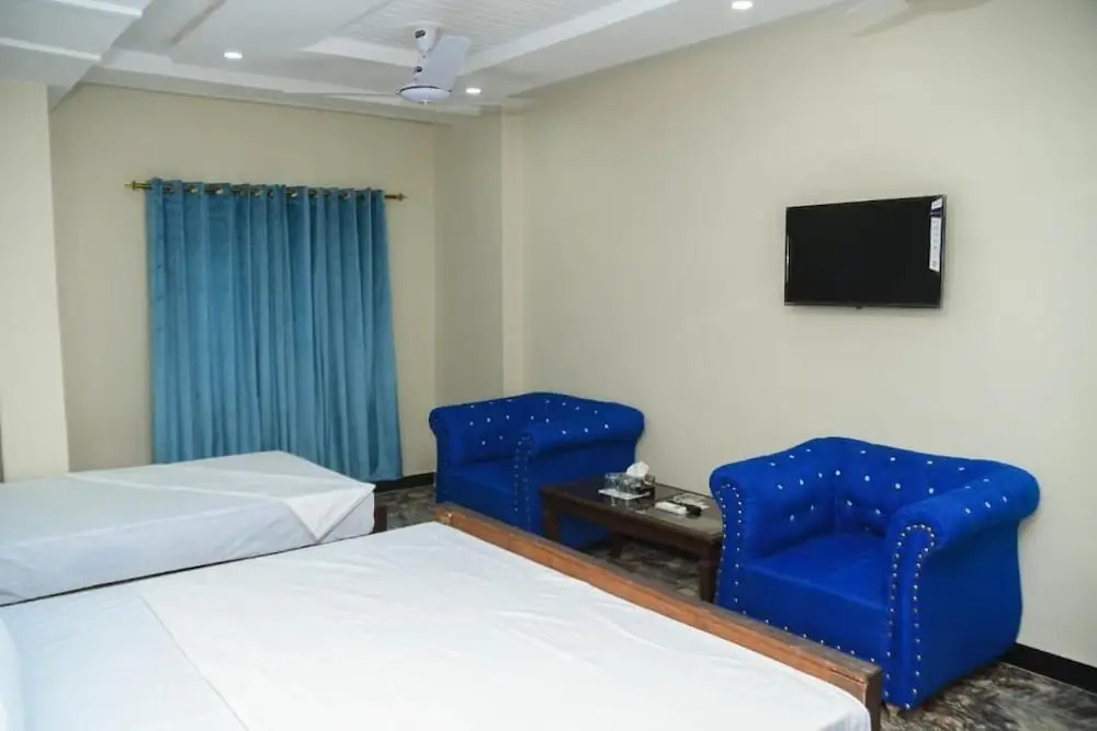 Royal Blue inn Hotel