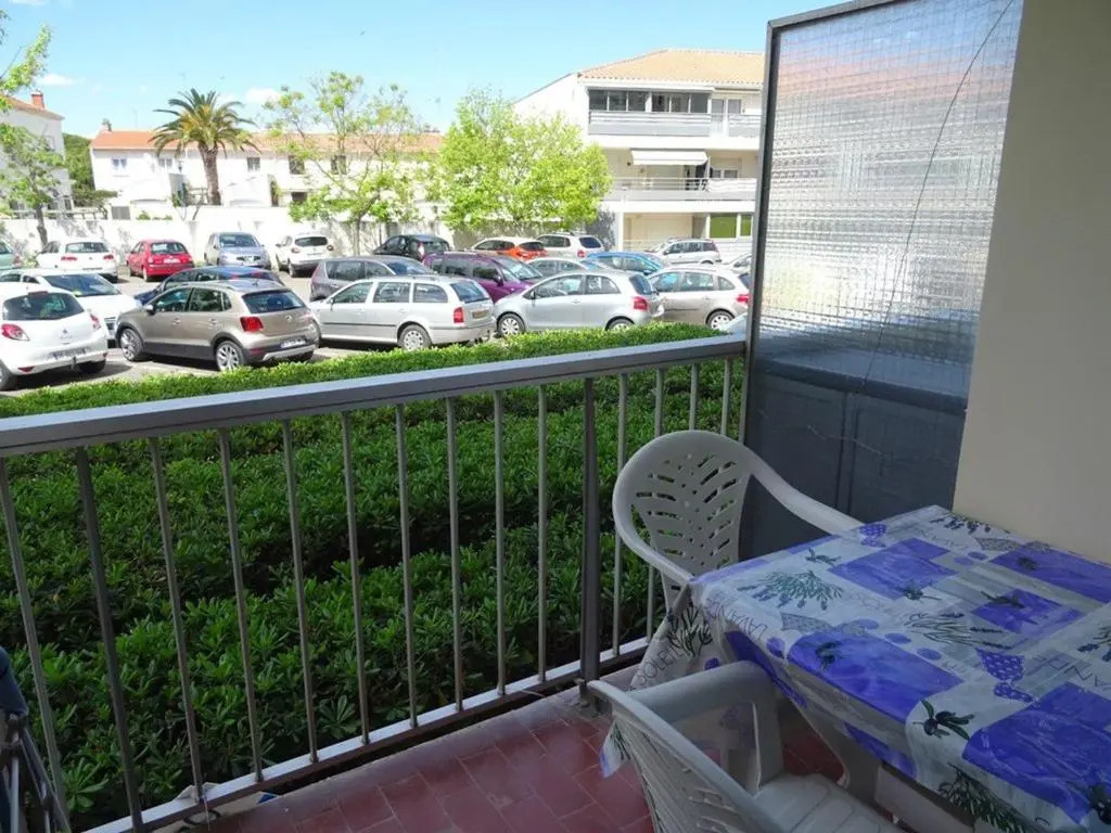 Appartement Balaruc-les-Bains, 1 pièce, 2 personnes - FR-1-553-37