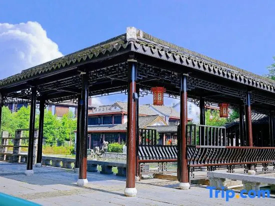 Huajian Boutique Homestay (Nanjing Gaochun Old Street Store)