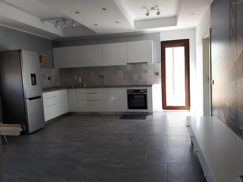Apartment With 2 Bedrooms in Mogoșoaia, With Private Pool, Furnished Terrace and Wifi