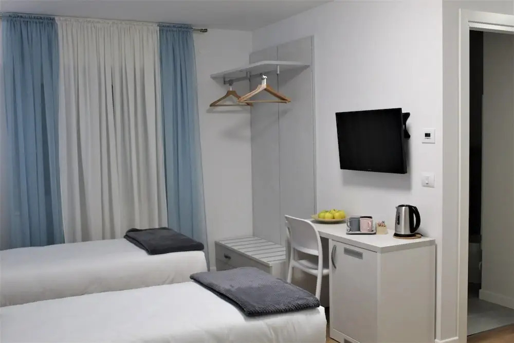 ZONA 30 Bike Guesthouse