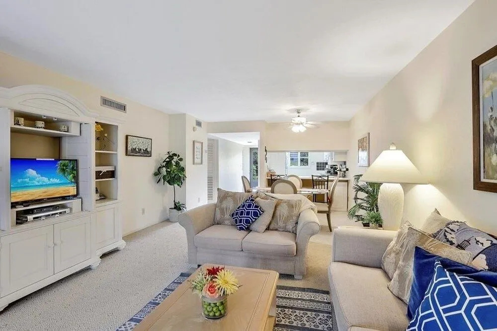 Seaview 109 Marco Island Vacation Rental 2 Bedrooms 2 Bathrooms Condo