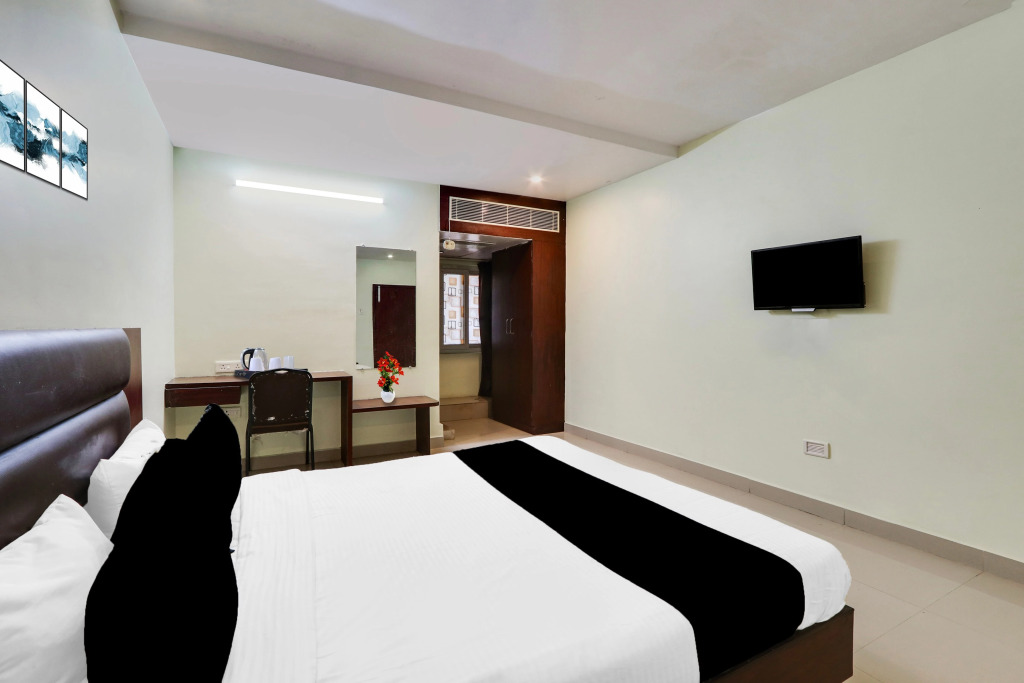 Townhouse Dwarka Nagar Near Ramatalkies