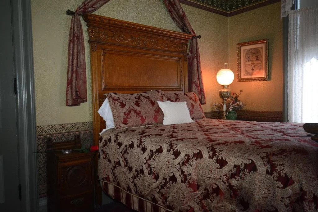 DeLano Mansion Inn