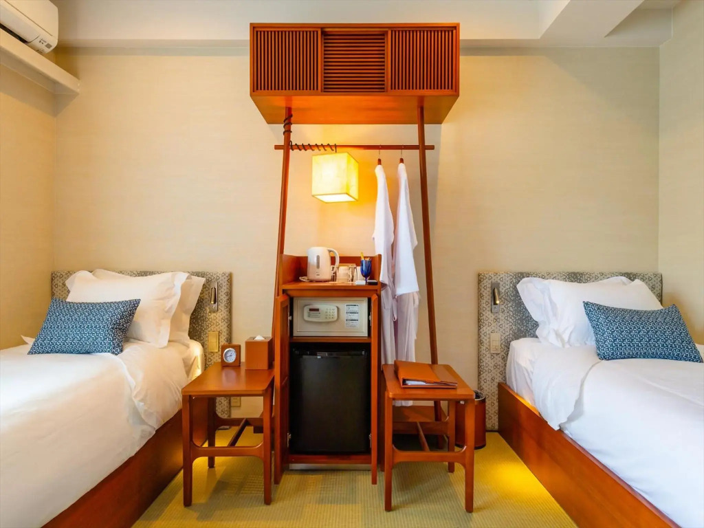 oile by Zayra Resorts