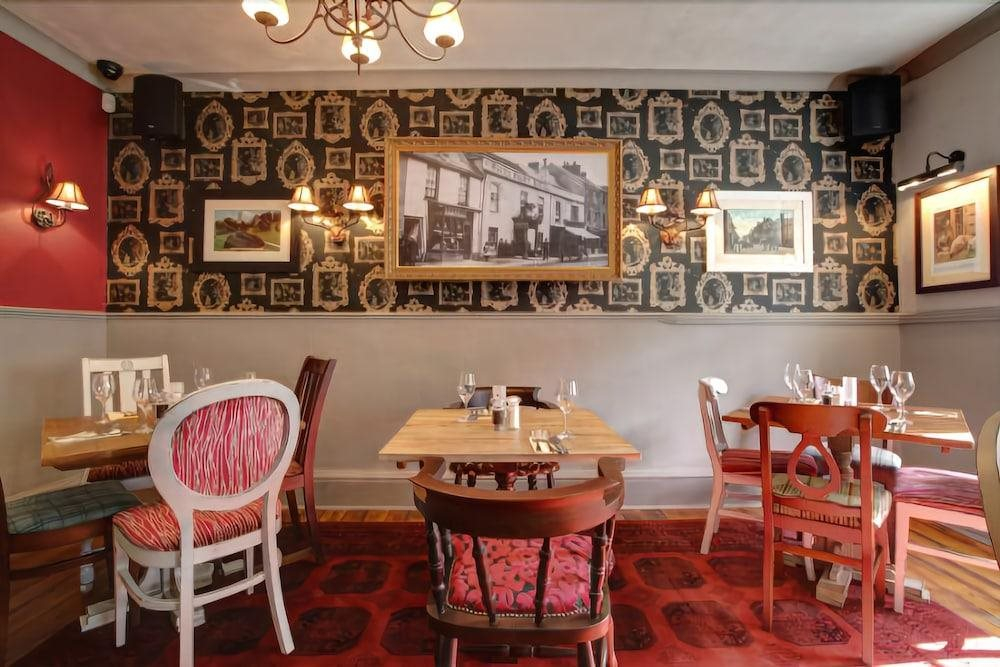 The White Hart