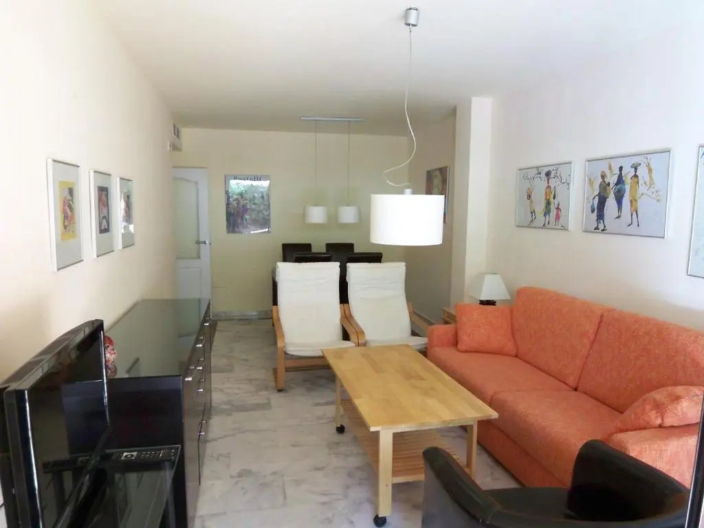 Apartamento de 2 habitaciones en el corazón de La Milla de Oro,Marbella