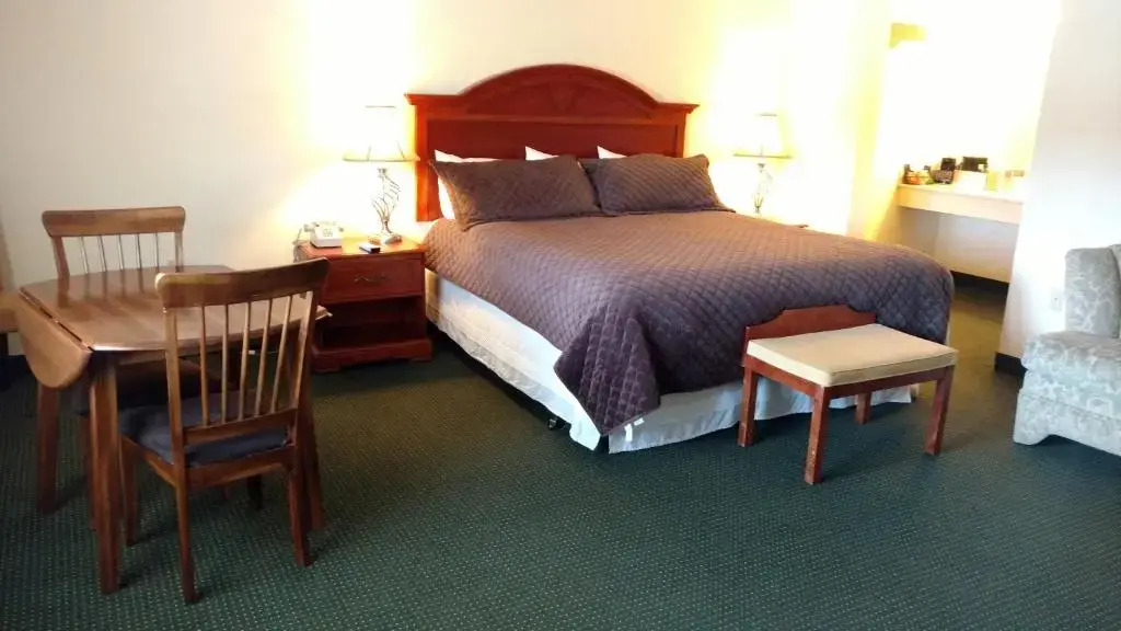 Hurricane Inn