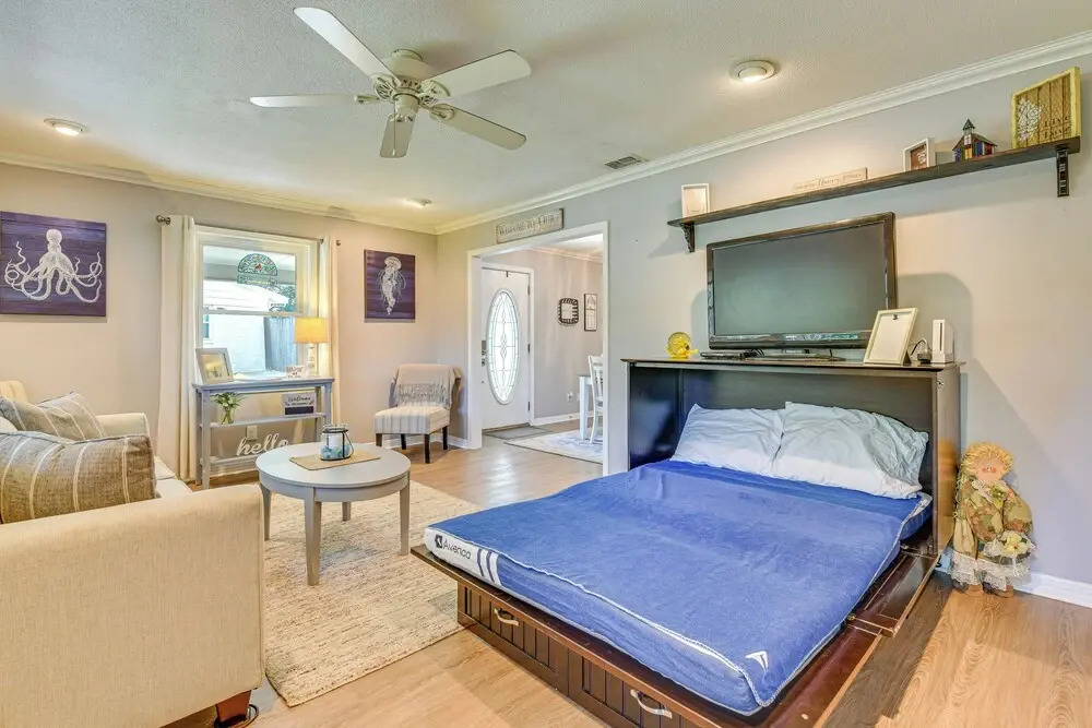 Spacious Home w/ Hot Tub in Fort Walton Beach!