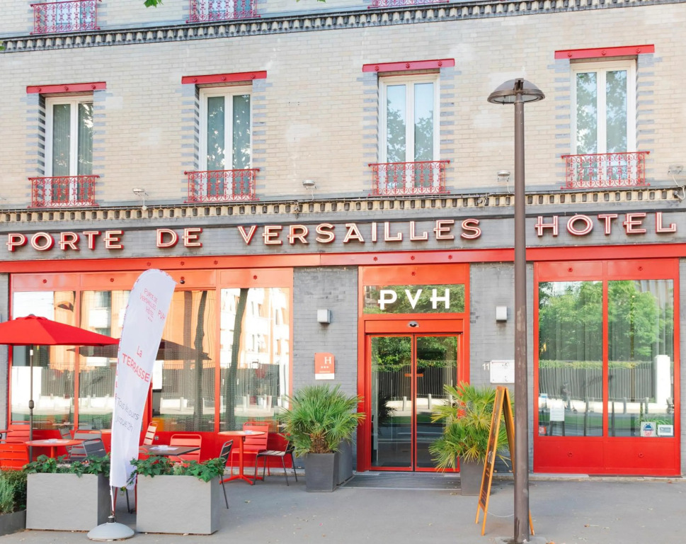 Porte de Versailles Hotel