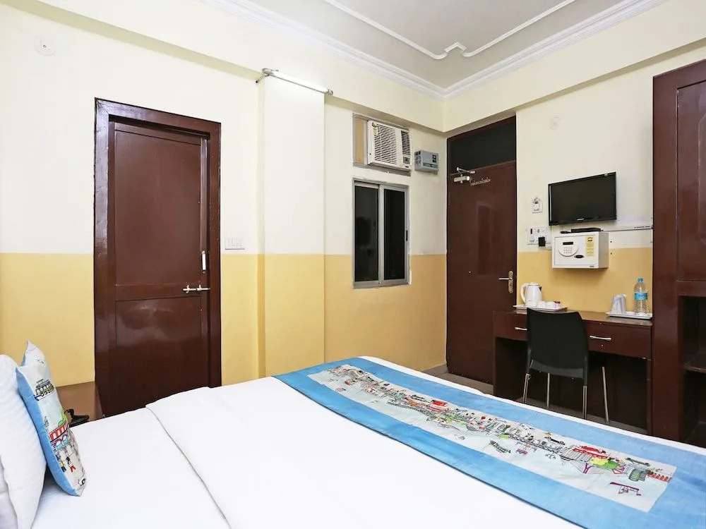 OYO 9628 Hotel Fort