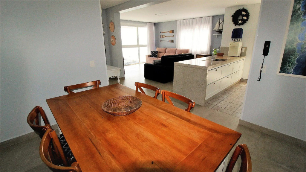 1080   Apartamento Com Vista Para O Mar Em Bombinhas
