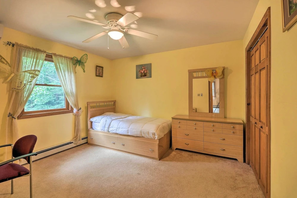 Fire Pit, Indoor Pool Access: Big Bass Lake Cabin