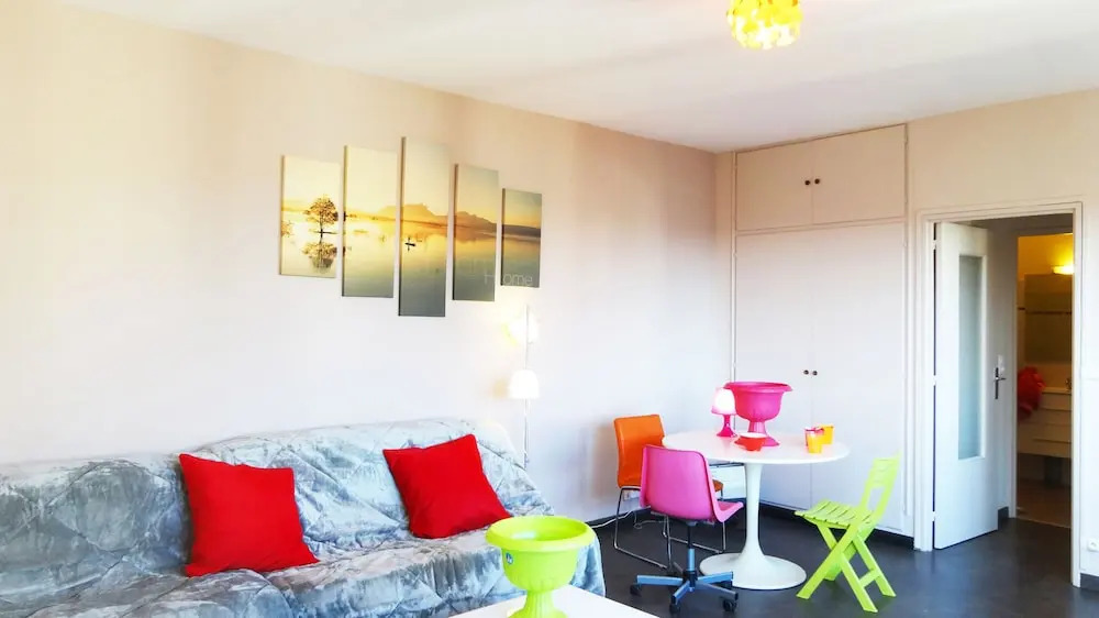 Comédie PARKING-GRATUIT Climatisation Studio