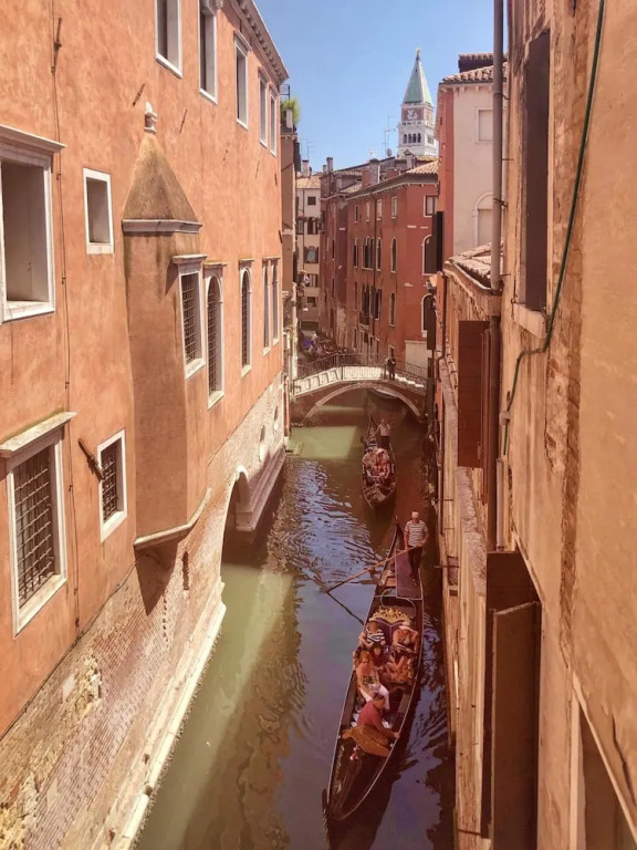 Canal View San Marco Luxury Rooms