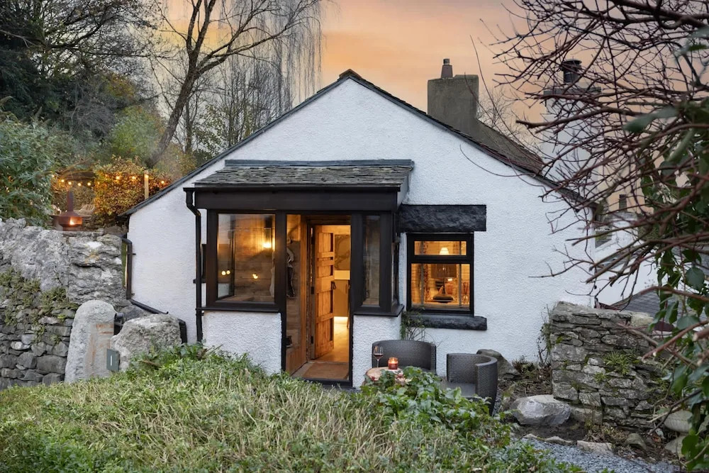 Mead Cottage in Lindale